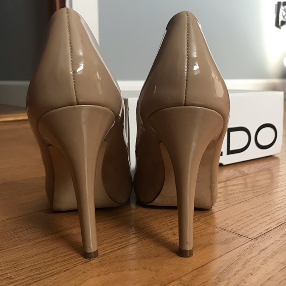 Aldo Nude Patent Pumps - Picture 5 of 6